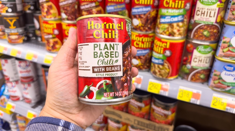 can of Hormel plant based chili