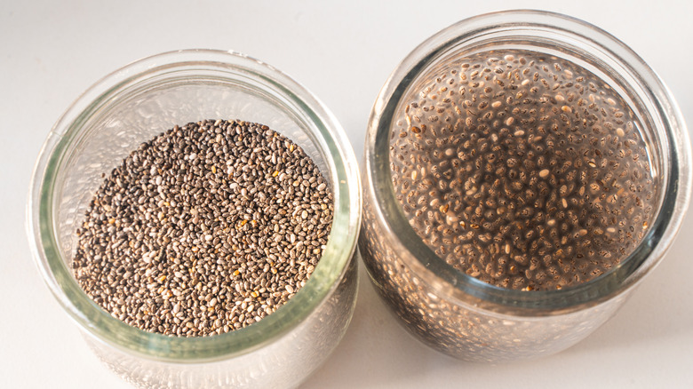 Jar of dry chia seeds next to jar of chia gel