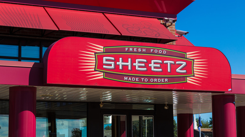 exterior Sheetz Fresh Food sign