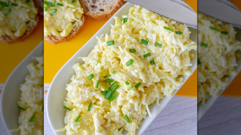 Polish egg salad