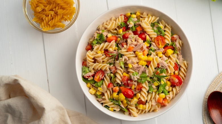 A bowl of pasta salad