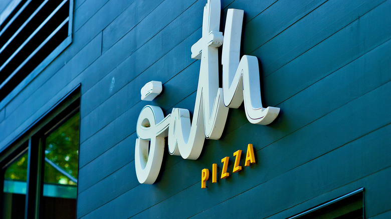 Oath Pizza exterior sign