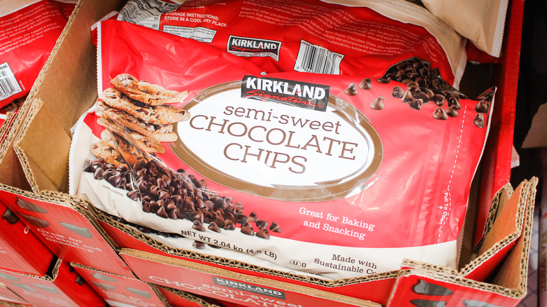 red kirkland chocolate chip bags