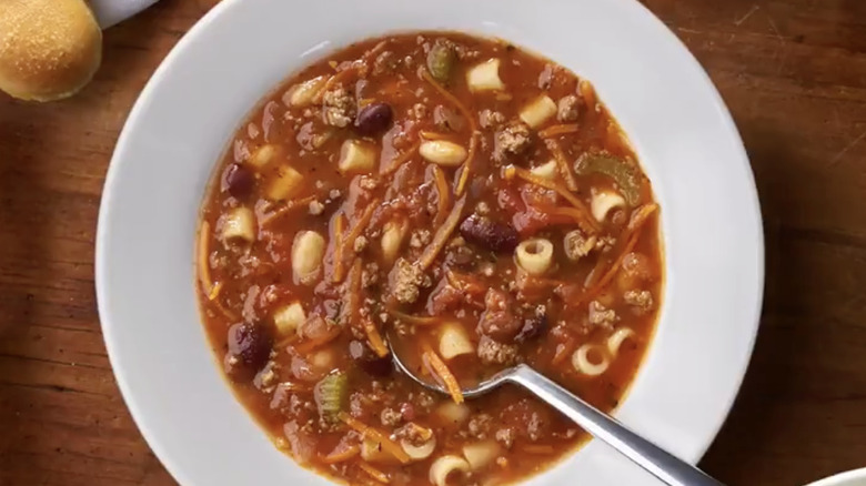 Olive Garden minestrone soup in bowl