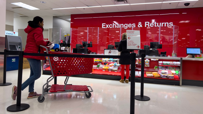 Target exchange and returns desk