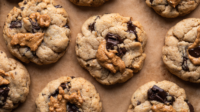 A plate of chocolate chip and peanut butter cookies