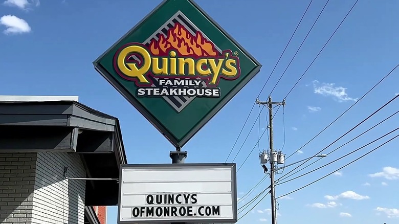 quincy's family steakhouse sign