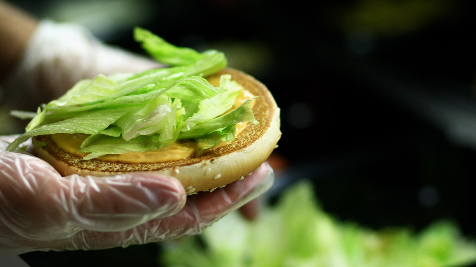 The Fast Food Lettuce Controversy That The Internet Will Never Forget