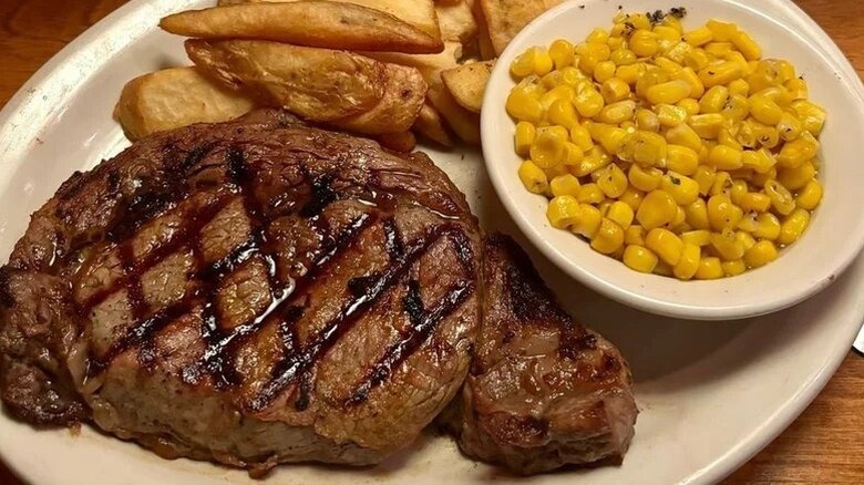 texas roadhouse steak fries corn