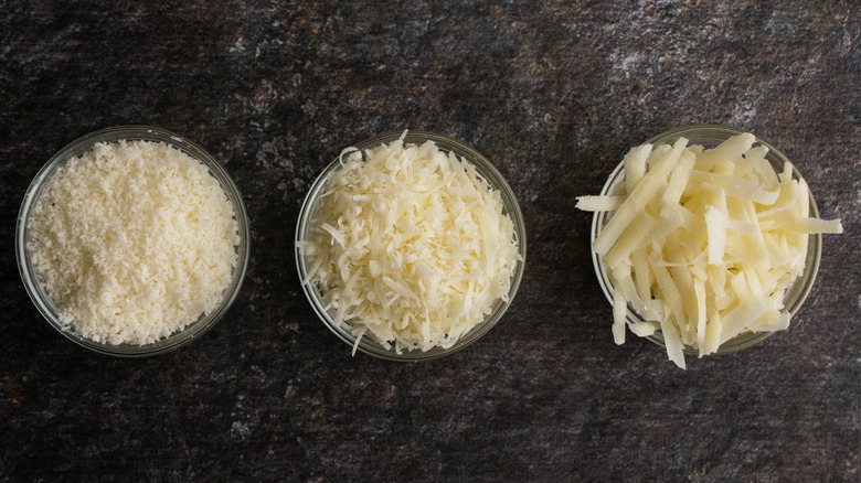 grated cheddar cheese