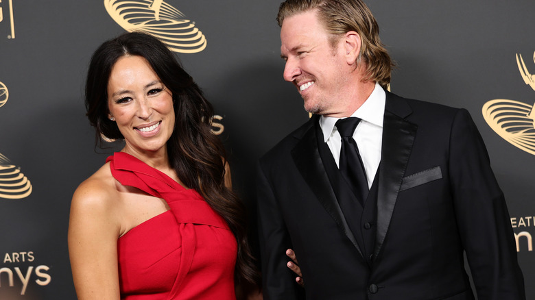 Joanna Gaines and Chip Gaines at the Emmys