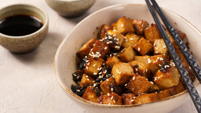 Tofu with soy and sesame seeds