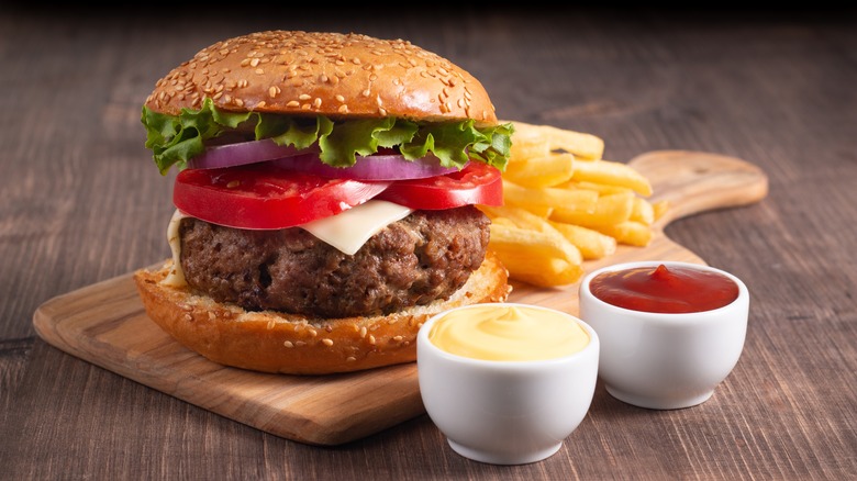 Burger with sauces