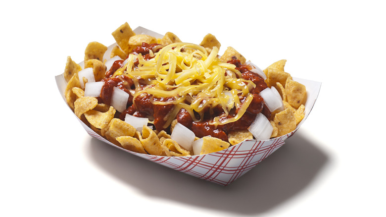 frito pie with chili, cheese and onions