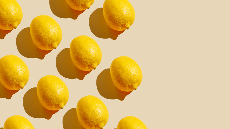 pattern of lemons