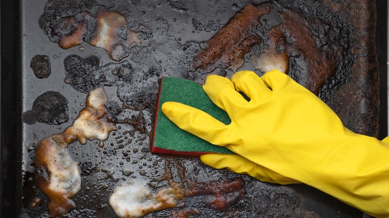 cleaning baked on gunk off a baking pan