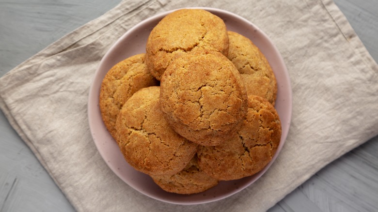 Chewy sugar cookies