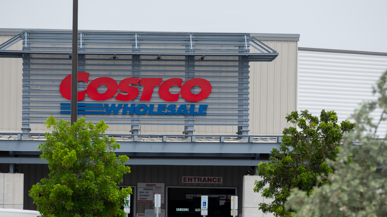 Costco wholesale storefront