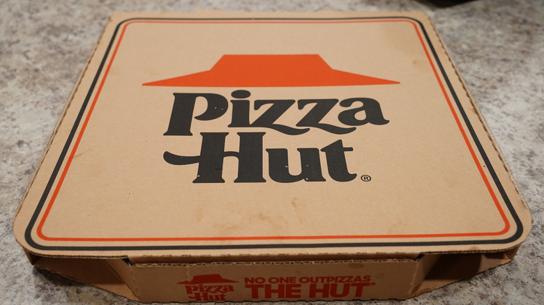 Close up shot of a Pizza Hut box