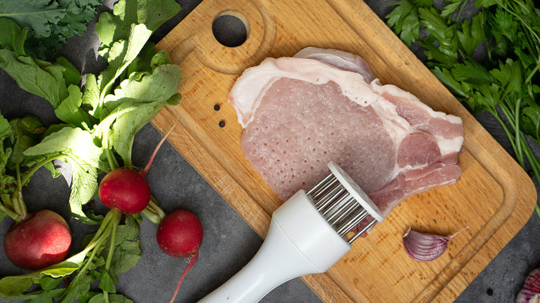 blade tenderizer with pork chop