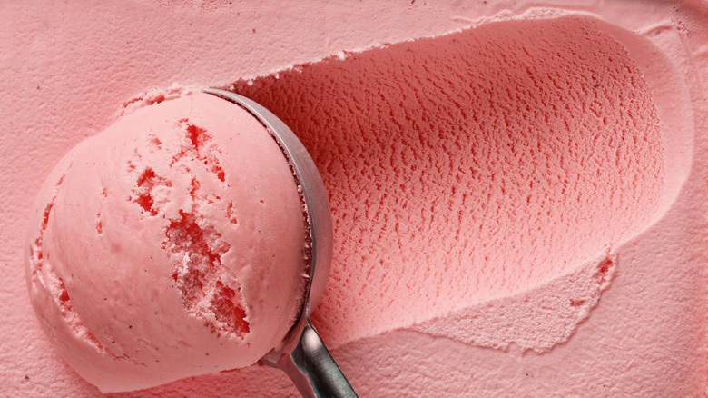 strawberry ice cream scoop