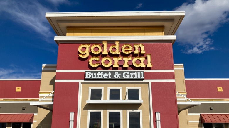 A Golden Corral storefront