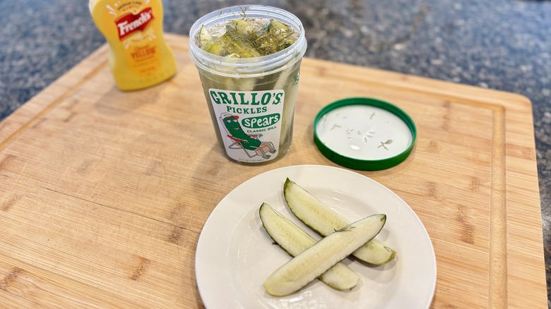 Grillo's jar of pickles