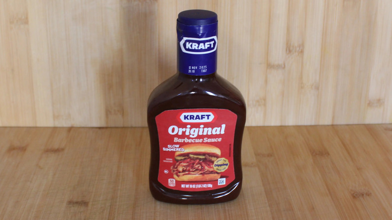 Container and bowl of Kraft Original Barbecue Sauce