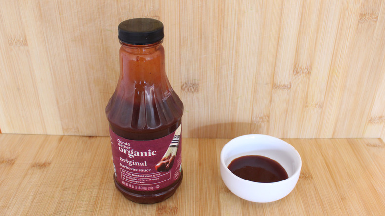 Container and bowl of Good & Gather Original Barbecue Sauce