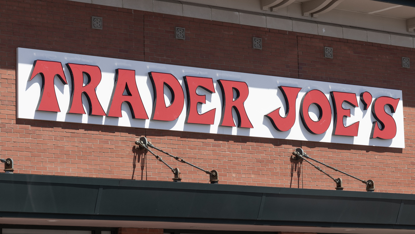 The Unspoken Connection Between Trader Joe's And Aldi