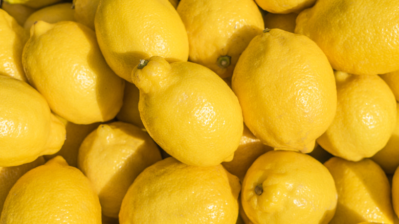 Pile of lemons