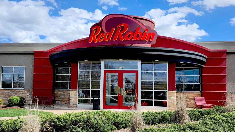 The entrance to a Red Robin restaurant is shown