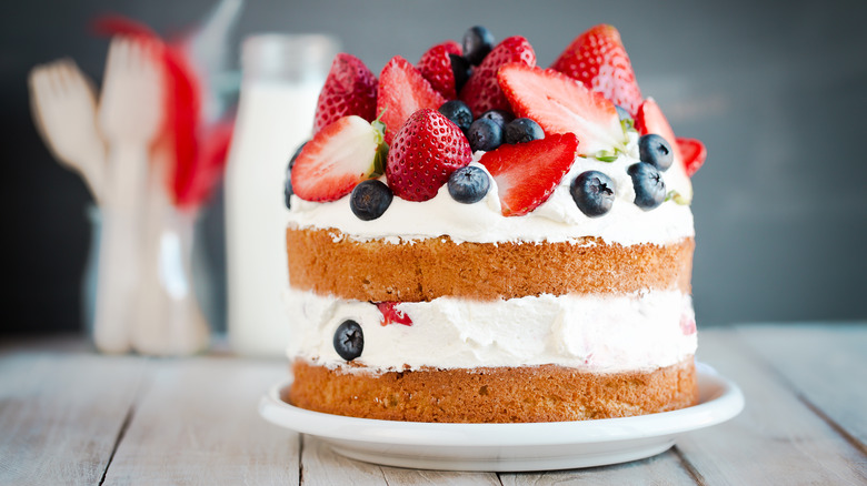 cake with fruit