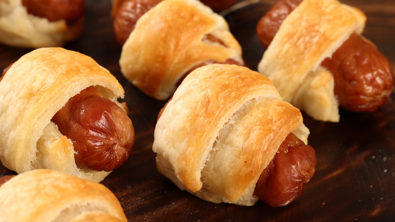 crescent roll pigs in a blanket