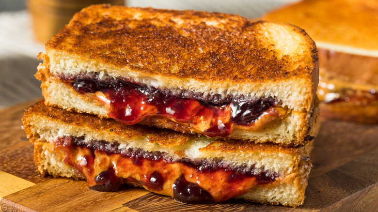 fried peanut butter jelly sandwich