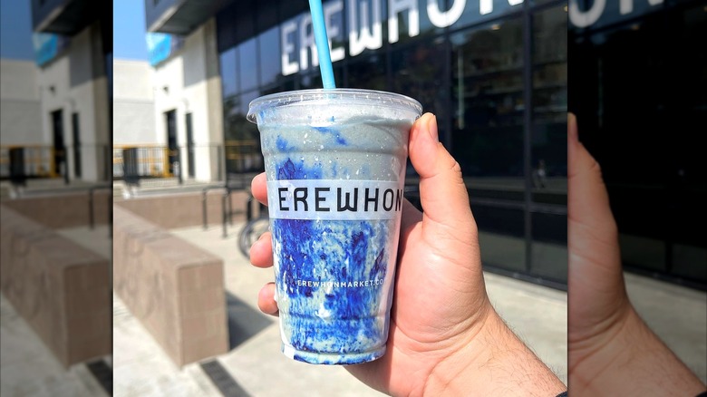 Erewhon coconut cloud smoothie outside the grocery store