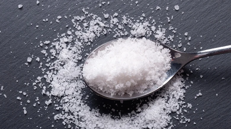 Kosher Salt vs. Table Salt: What’s the Difference