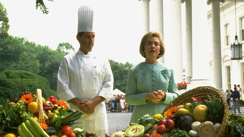 Hillary Clinton and White House chef Walter Scheib with vegetables