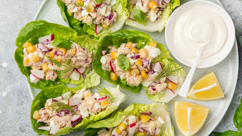 Lettuce wraps with tuna salad and mayo