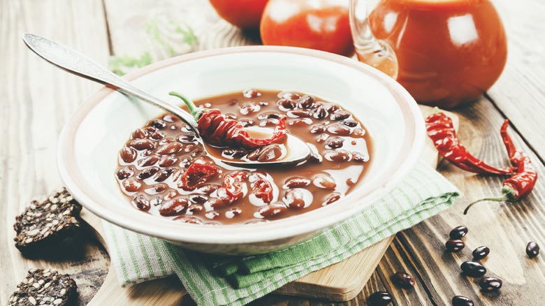 bean soup with chiles