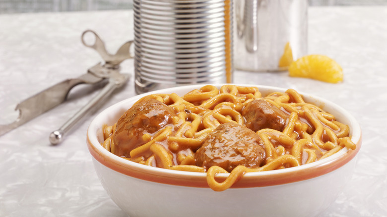 canned pasta and meatballs